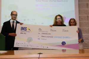 la foto della premiazione di Bioscience Genomics all’Italian Master Startup Award 2019